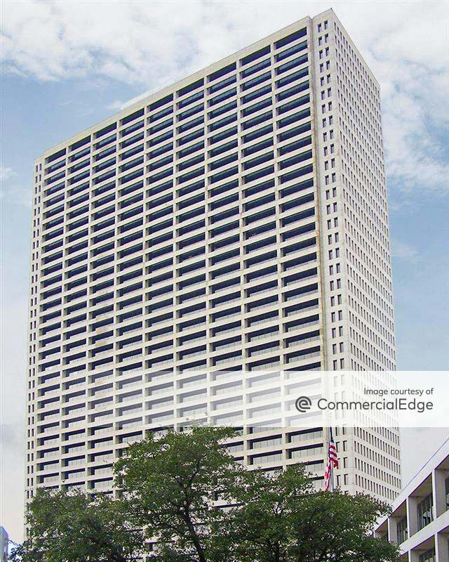 Plaza 801 Cherry Street, Fort Worth, TX Office Space